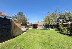 Photo 32- click for photo gallery